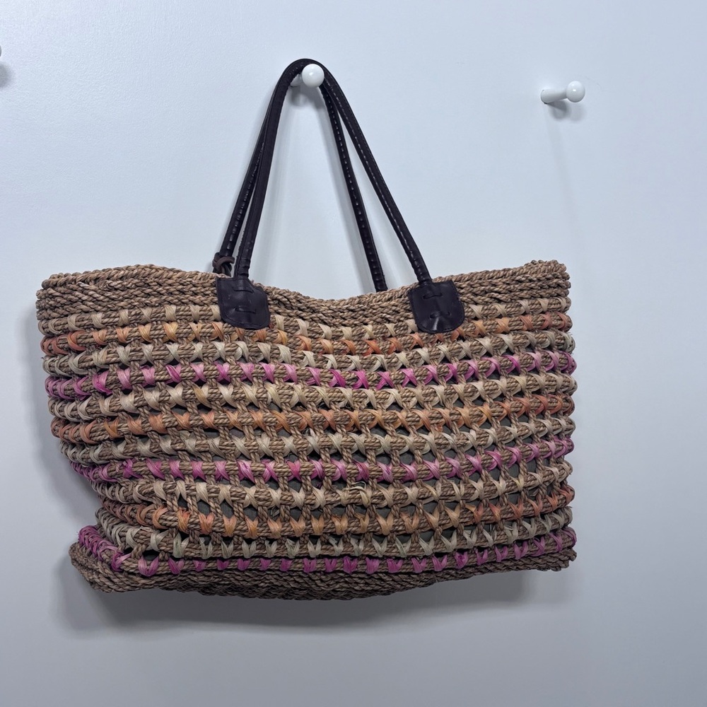 Chic Woven Tote Bag with Pink Accents